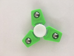 Fidget Spinner med sølvkugler - Grøn 3-arme - Dag til dag levering